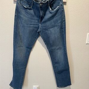 Levi’s Mid rise Skinny Classic Blue Denim Jeans